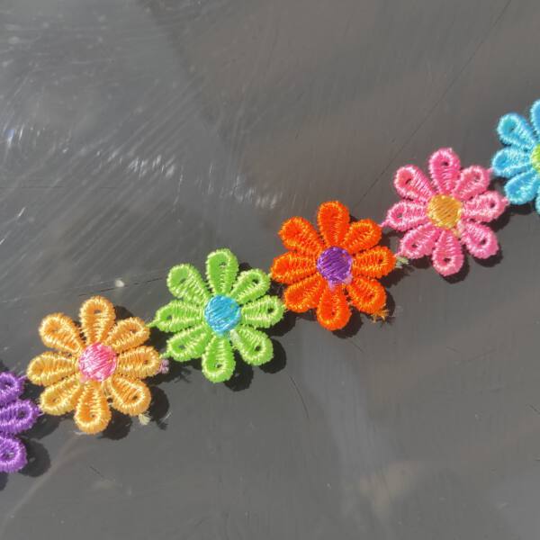 chocker flowers rainbow